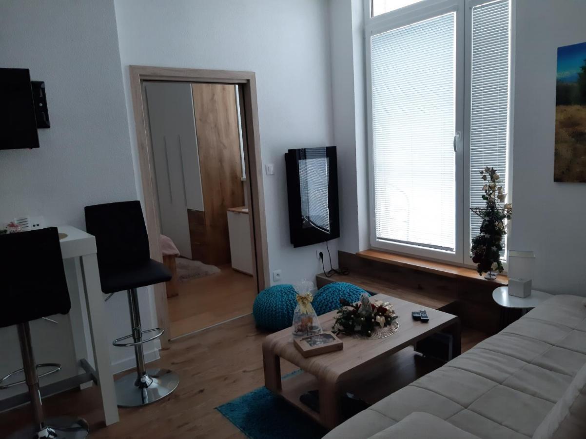 Apartman Plesnivec โดโนวาลี ภายนอก รูปภาพ